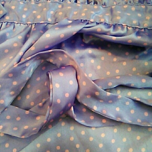 Morgan Taylor Satin Robe - Picture 6 of 11